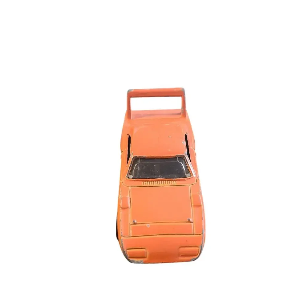 PLYMOUTH SUPERBIRD CHRYSLER GROUP SCALE 1/64 TOY CAR
